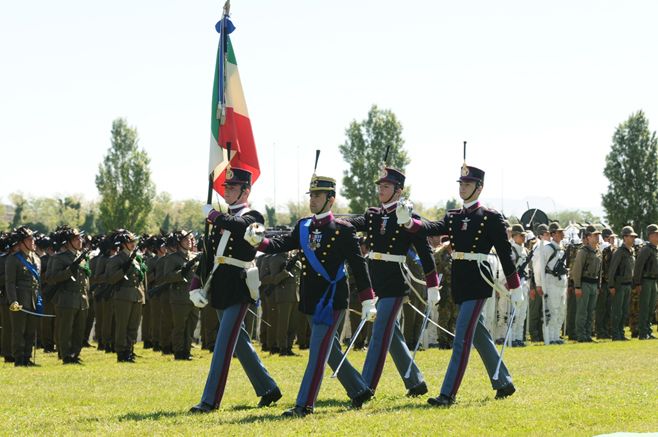 La Bandiera di guerra dell'Esercito italiano